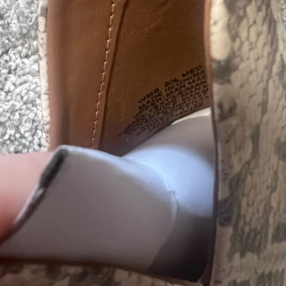 ankle boots - Picture 7 of 8